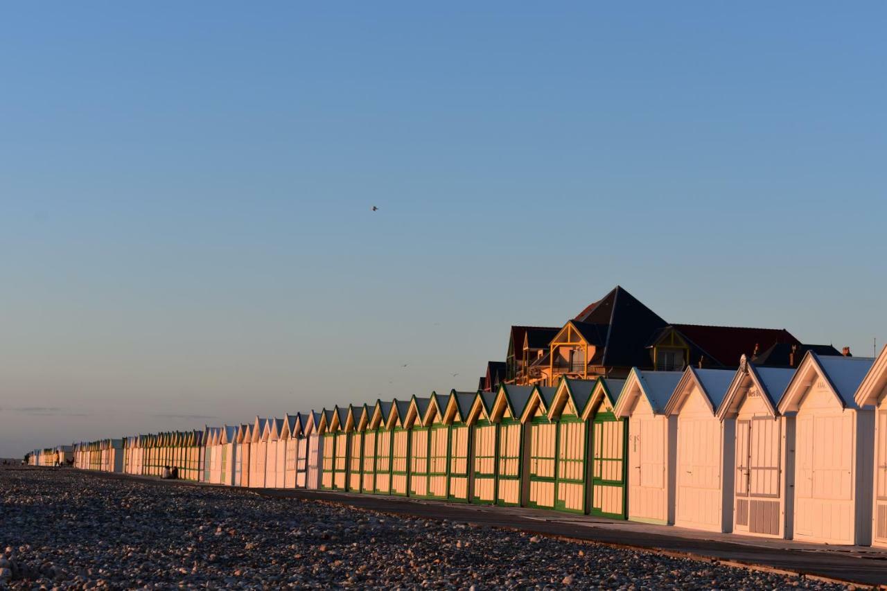 Logis - Le Neptune Hotel & Restaurant Cayeux-sur-Mer Exterior photo